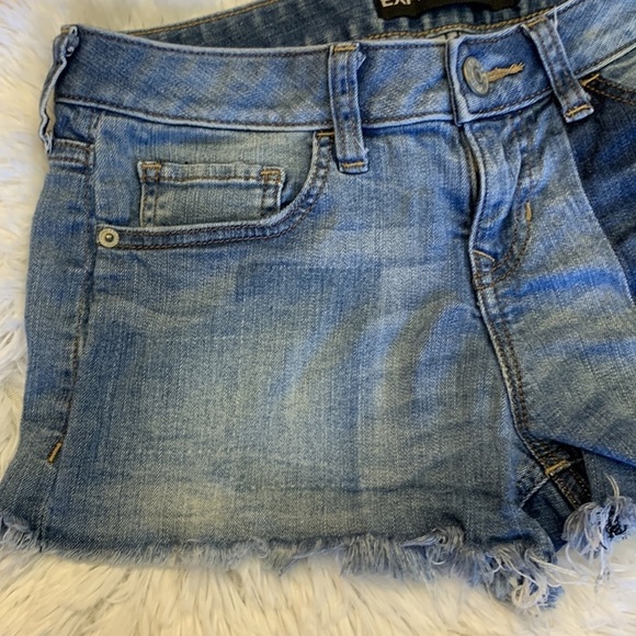 Express Cut Off Jean Shorts - Picture 4 of 13
